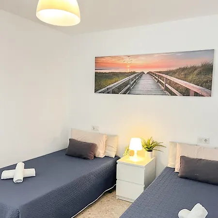 Bright And Cozy Flat By The Apartment Fuengirola
