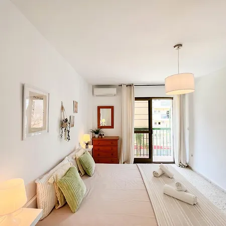 Apartment Bright And Cozy Flat By The